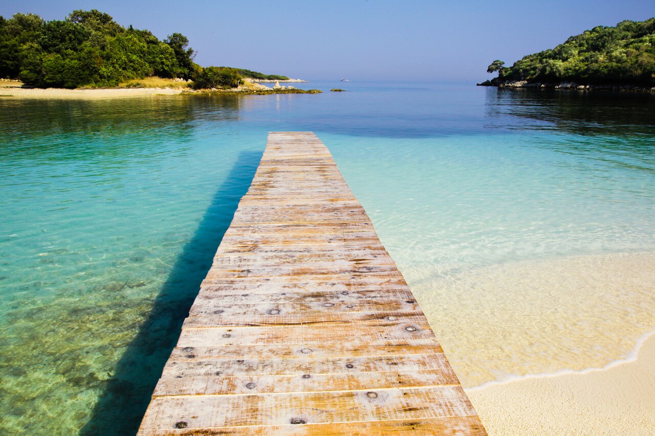 https://mdtweb.7thblock.dev/wp-content/uploads/2023/06/may-Ksamil-Beach-near-Saranda.jpg